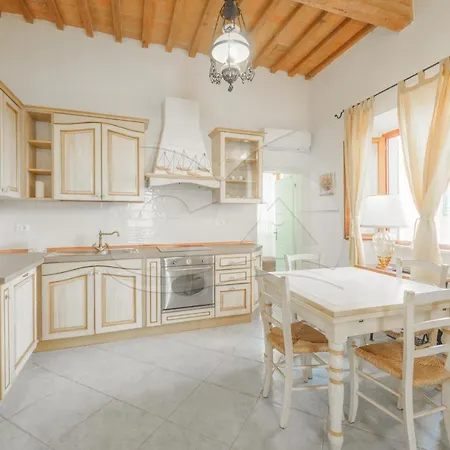 Casa Salita Napoleone * ポルトフェッラーイオ